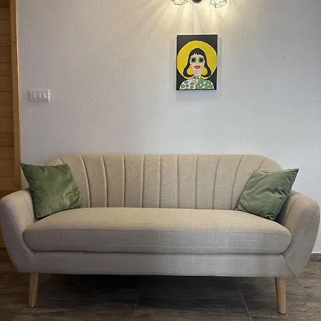 Cherry With Pool Holiday home *